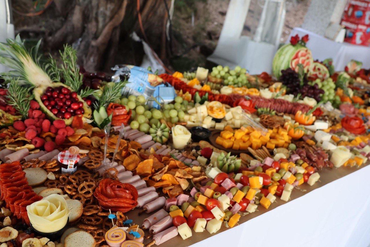 The full grazing table